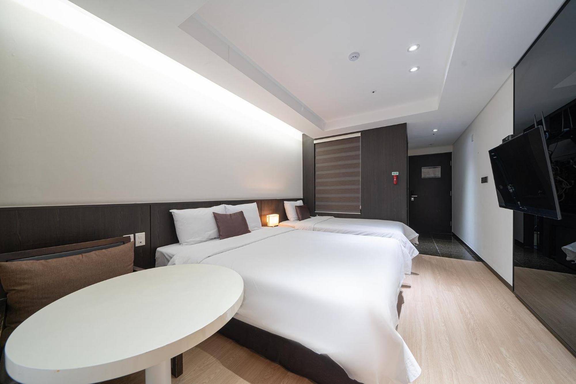 Ramada By Wyndham Yongin Hotel Luaran gambar