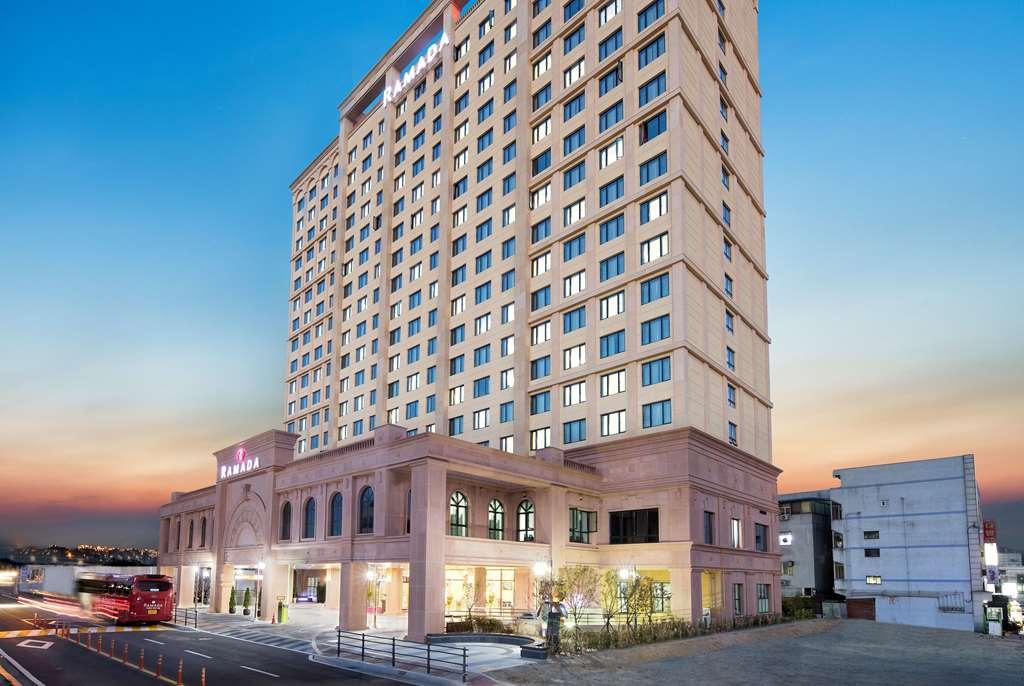Ramada By Wyndham Yongin Hotel Luaran gambar